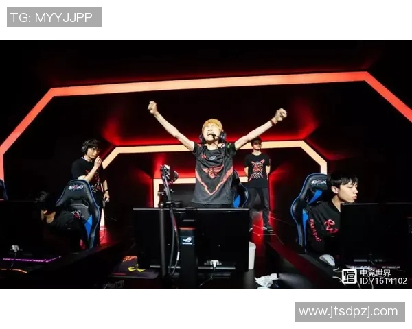 FPX电竞战队的荣耀之路与世界大师赛总决赛的奋斗历程回顾